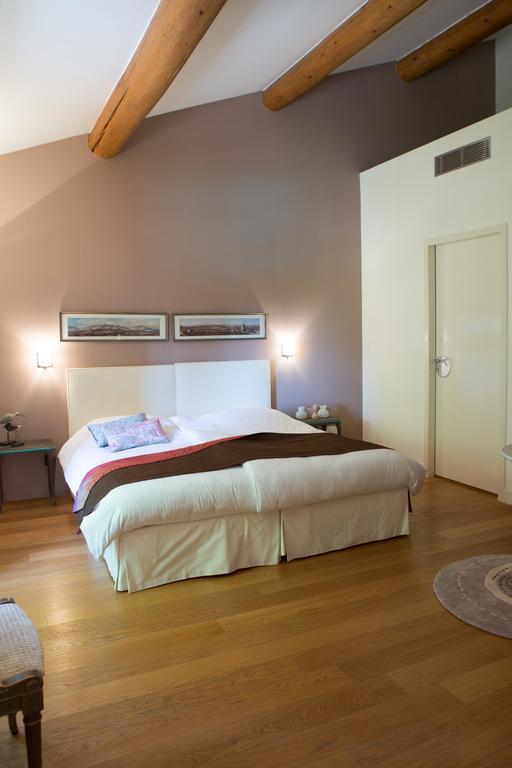 Espace De L'Hers ชาโตเนิฟ-ดู-ปาป ภายนอก รูปภาพ