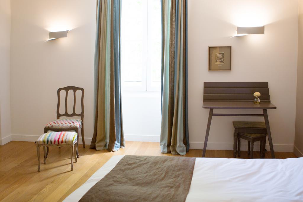 Espace De L'Hers ชาโตเนิฟ-ดู-ปาป ภายนอก รูปภาพ